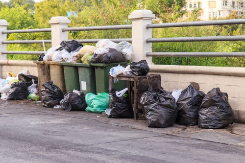 Cost factors for home clearance in Stockwell
